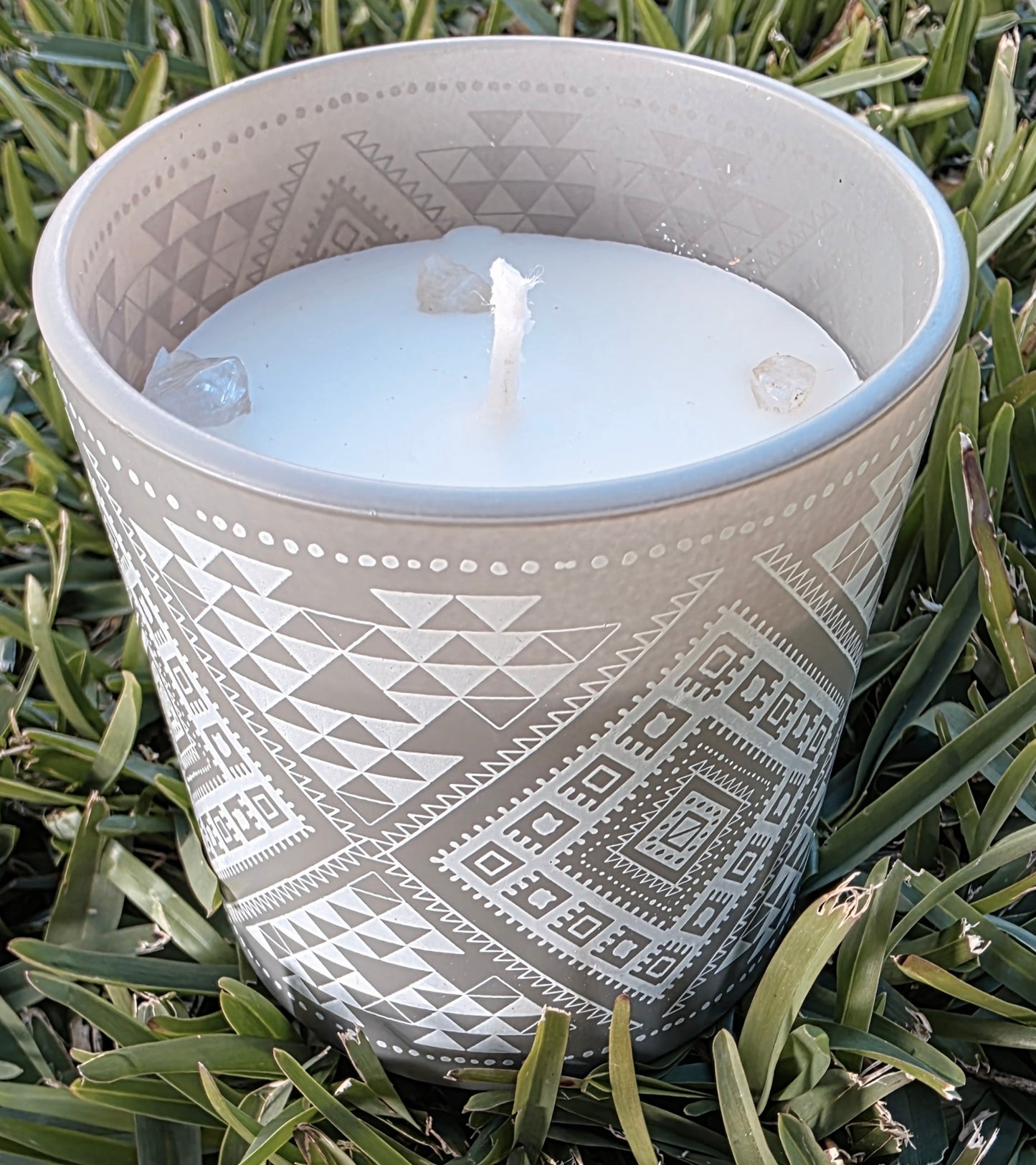 White Sage Crystal Candle | Clear Quartz