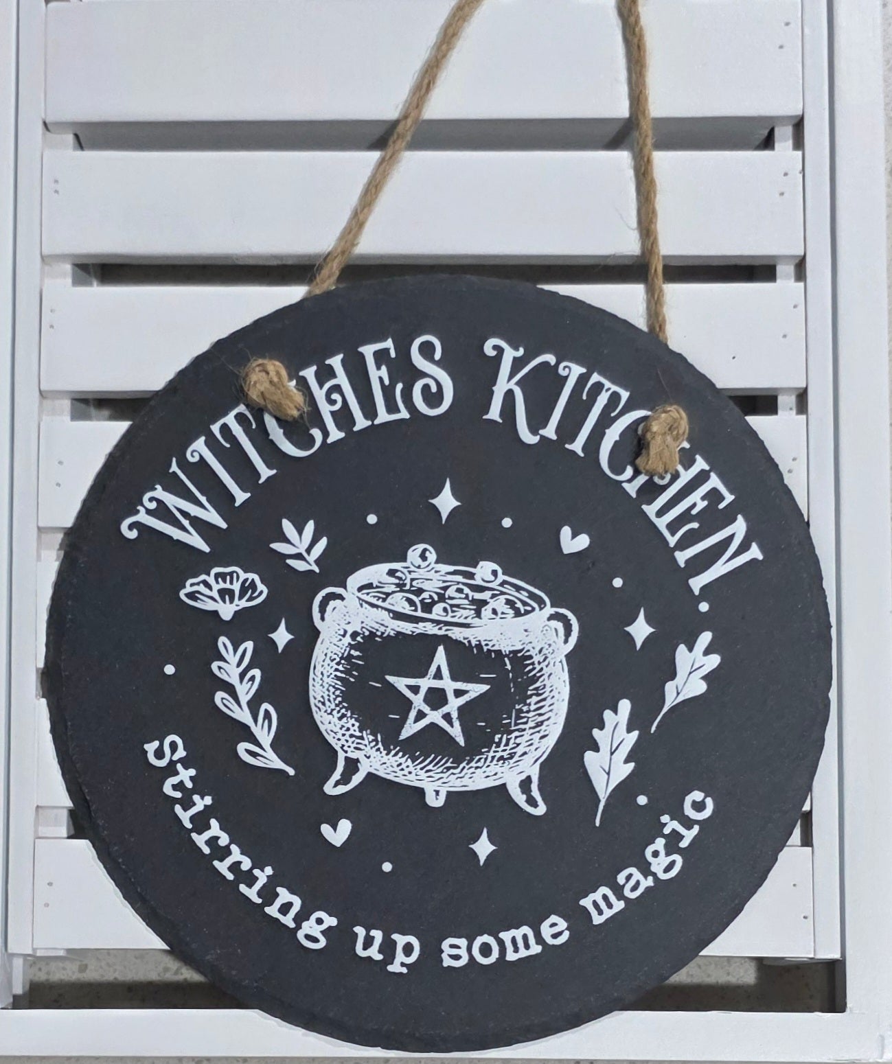 Witches Kitchen Hanging Sign – Black Slate Cauldron